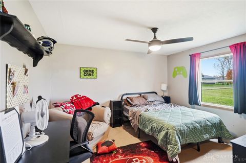 Tiny photo for 6258 Zachary Avenue, Springfield, OH 45502 (MLS # 947013)