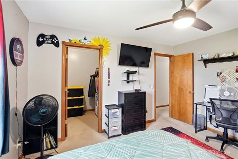 Tiny photo for 6258 Zachary Avenue, Springfield, OH 45502 (MLS # 947013)