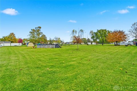 Tiny photo for 6258 Zachary Avenue, Springfield, OH 45502 (MLS # 947013)