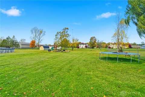 Tiny photo for 6258 Zachary Avenue, Springfield, OH 45502 (MLS # 947013)