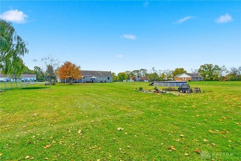 Tiny photo for 6258 Zachary Avenue, Springfield, OH 45502 (MLS # 947013)