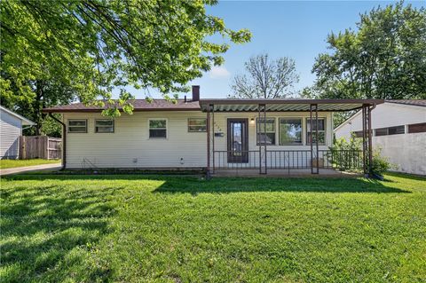 Photo of 4176 Mapleleaf Drive, Dayton, OH 45416 (MLS # 958209)
