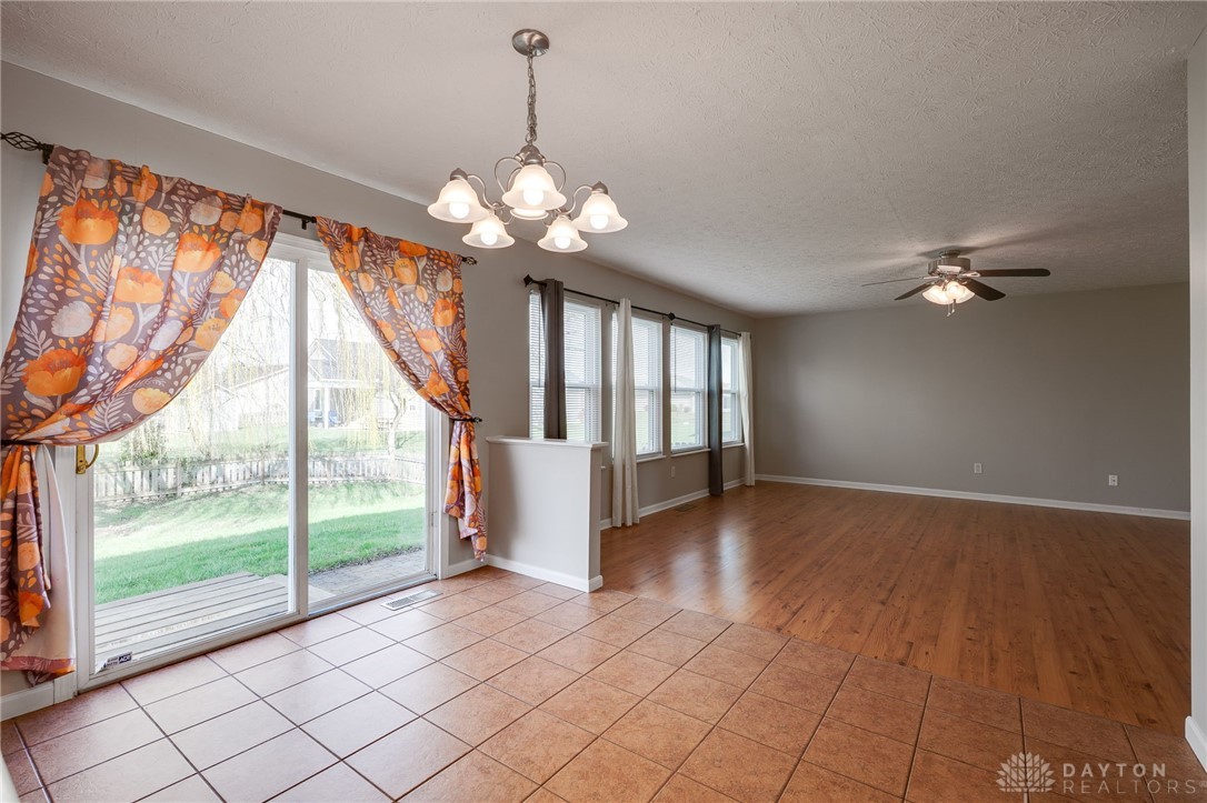 6635 Morrell Drive, Dayton, Ohio image 13