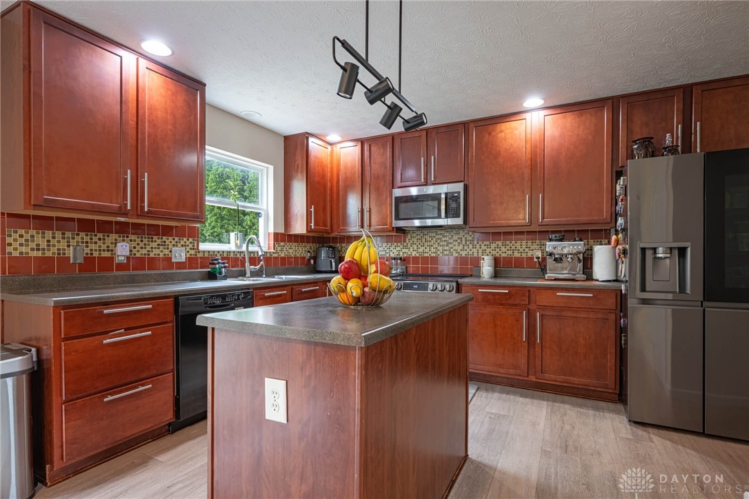 1507 Blake Court, Fairborn, Ohio image 10