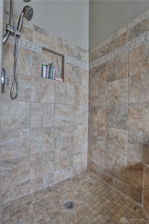 2643 Riverchase Drive, Middletown, Ohio image 24