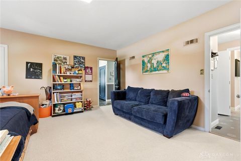 Tiny photo for 379 Virginia Circle, Wilmington, OH 45177 (MLS # 945443)