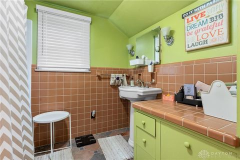 Tiny photo for 379 Virginia Circle, Wilmington, OH 45177 (MLS # 945443)