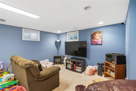 Tiny photo for 2141 E Rosina Drive, Miamisburg, OH 45342 (MLS # 945460)