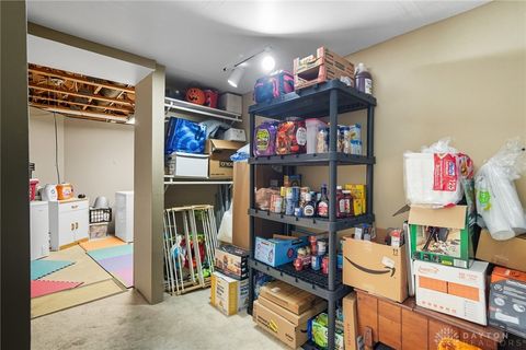 Tiny photo for 2141 E Rosina Drive, Miamisburg, OH 45342 (MLS # 945460)