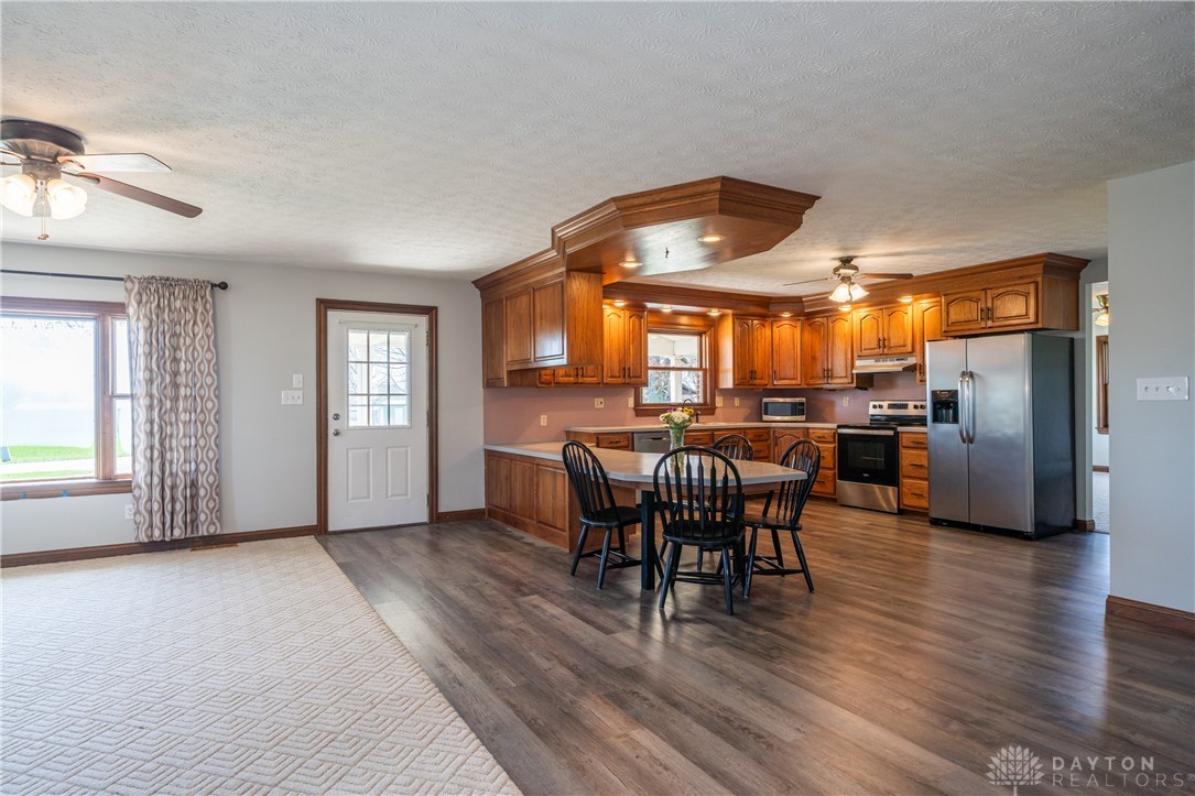 15951 Schoolhouse Road, Brookville, Ohio image 4