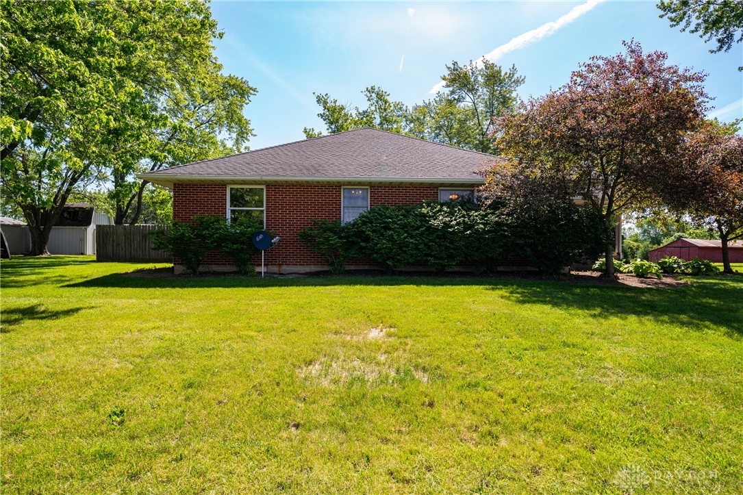 15951 Schoolhouse Road, Brookville, Ohio image 36