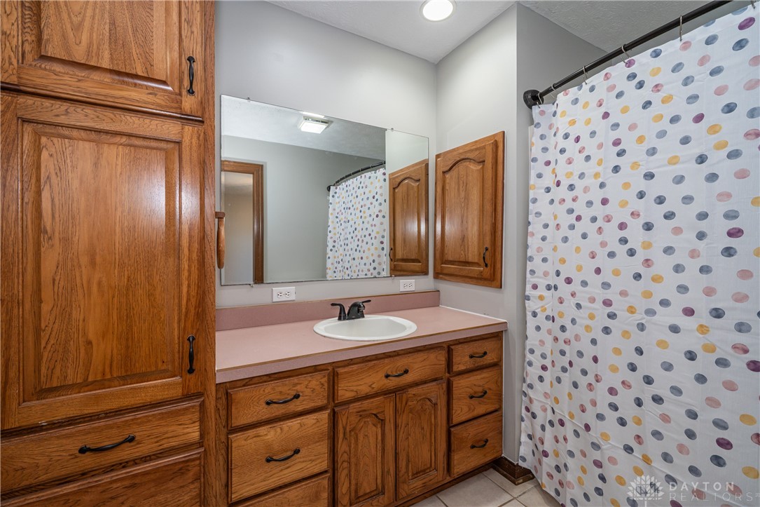 15951 Schoolhouse Road, Brookville, Ohio image 23