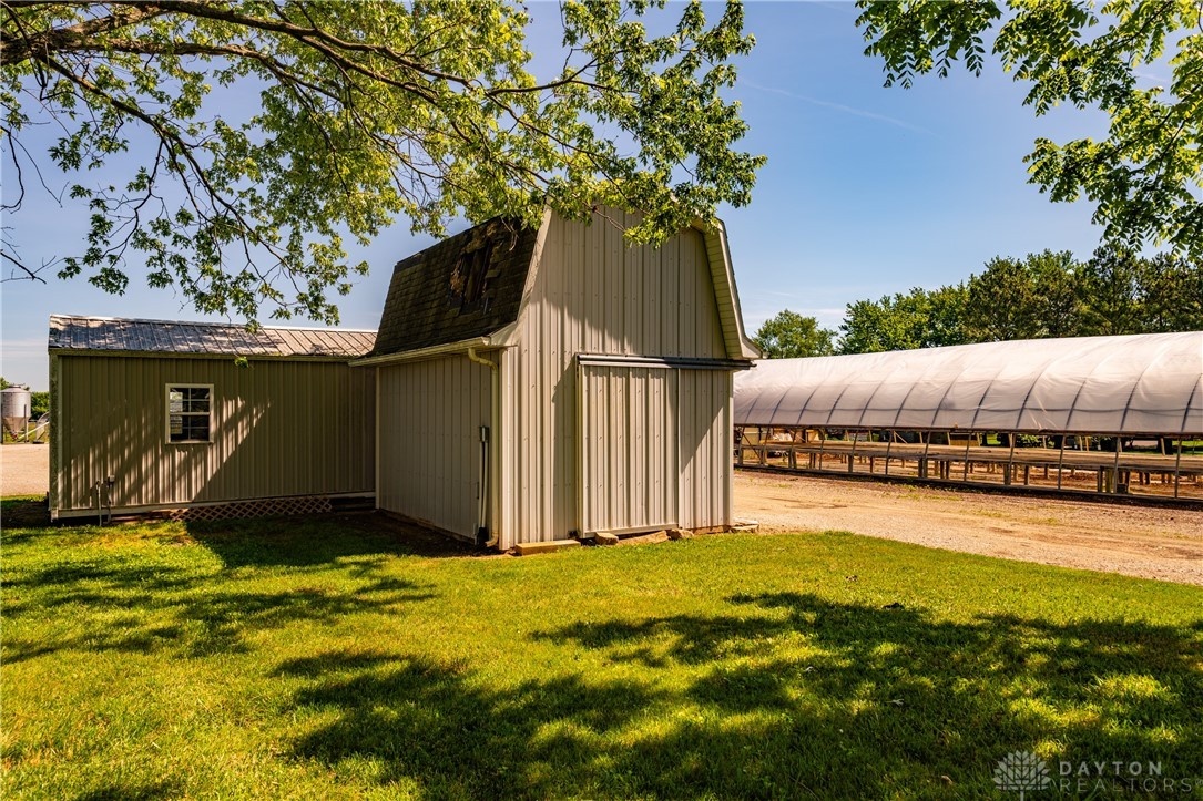 15951 Schoolhouse Road, Brookville, Ohio image 43