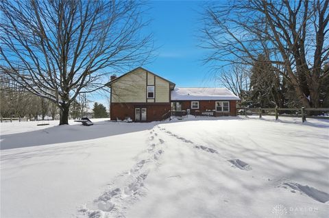 Photo of 2752 Harlan Road, Waynesville, OH 45068 (MLS # 951355)