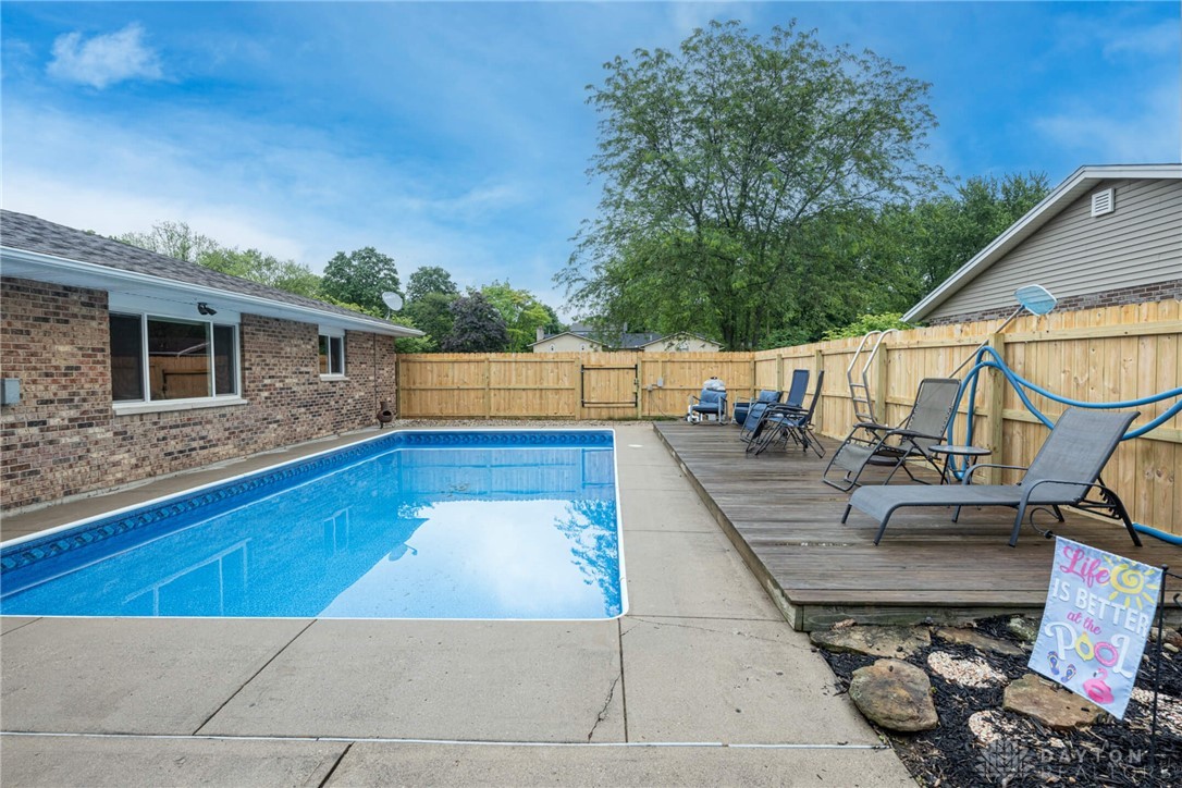 4491 Powder Horn Drive, Beavercreek, Ohio image 30