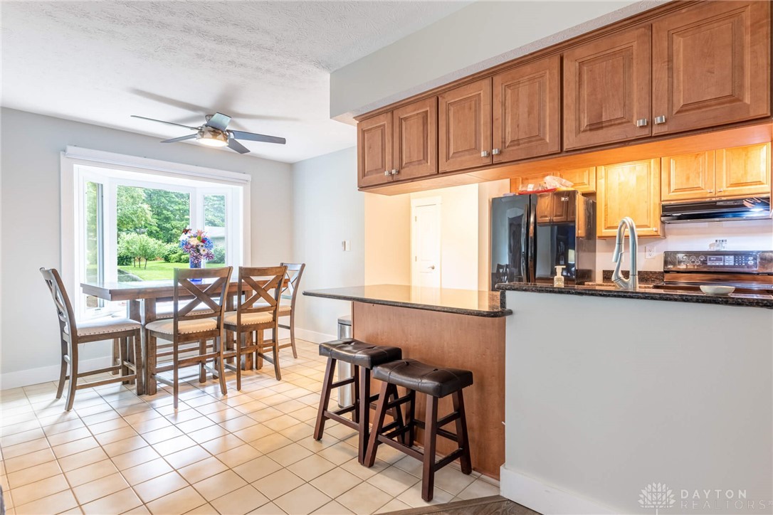 4491 Powder Horn Drive, Beavercreek, Ohio image 10