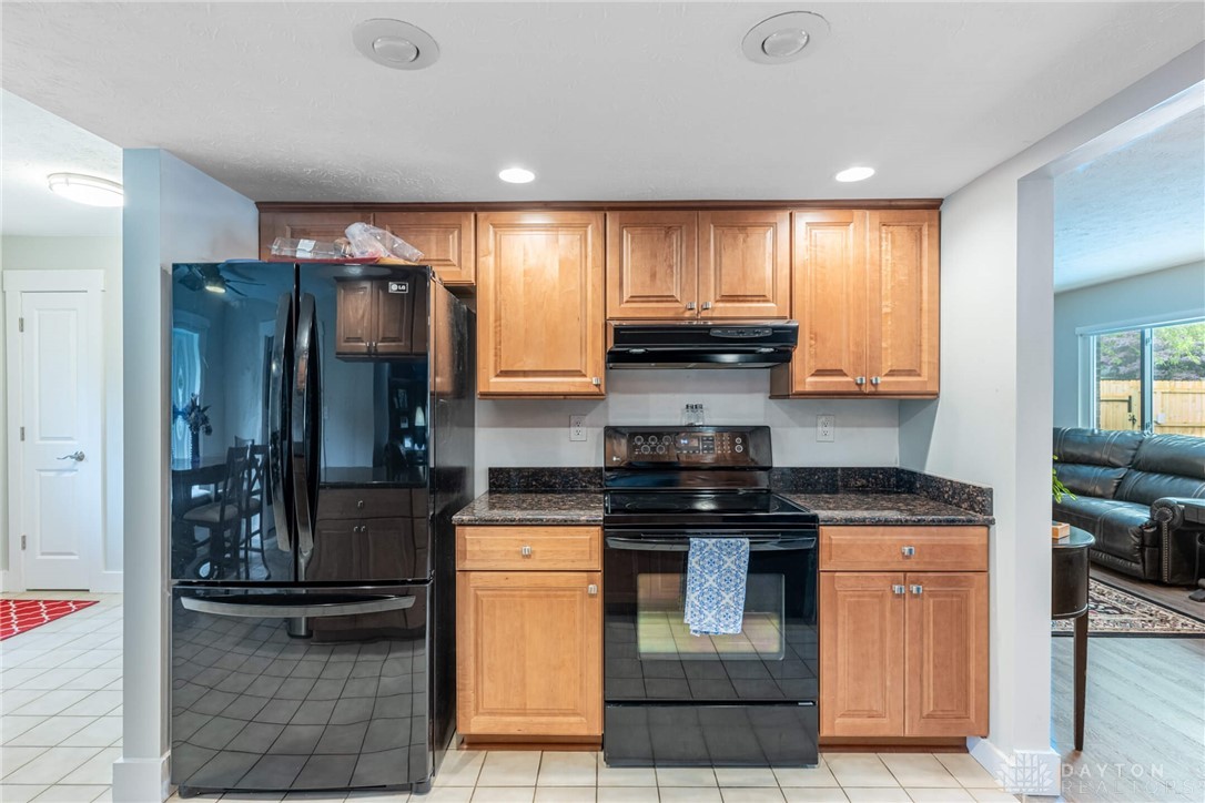 4491 Powder Horn Drive, Beavercreek, Ohio image 15