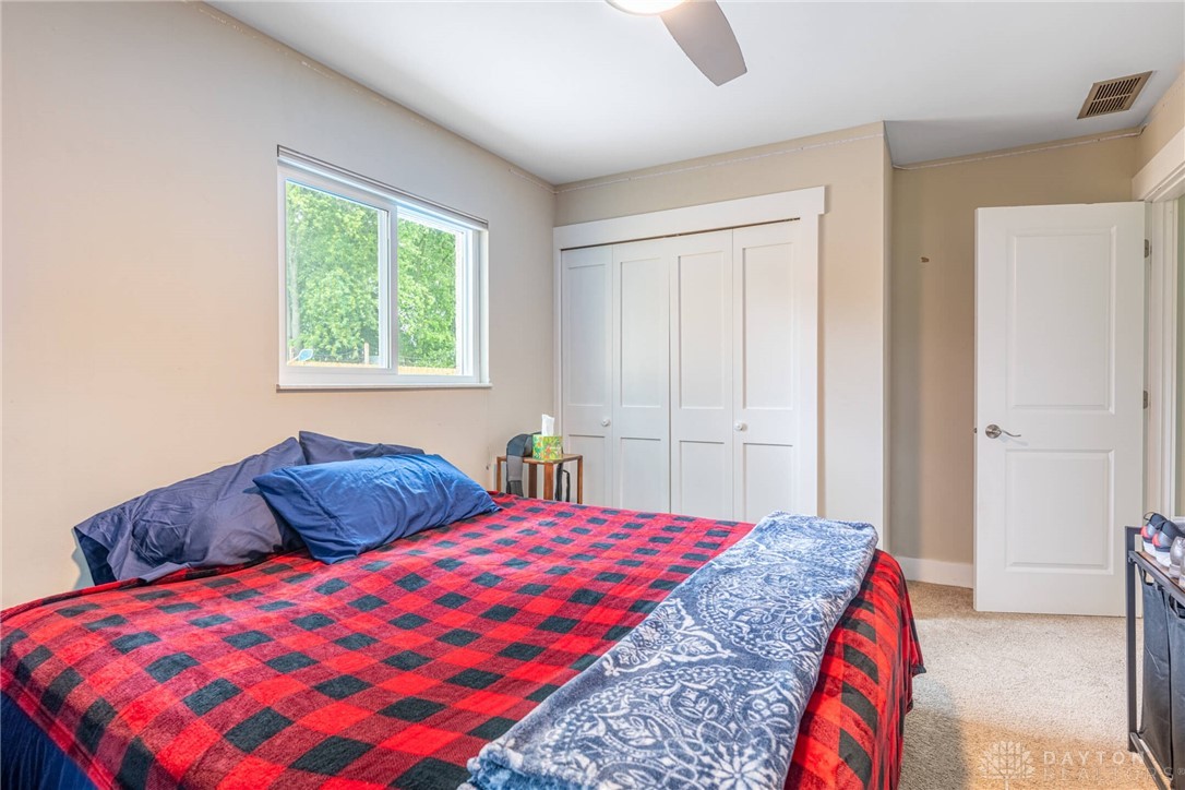 4491 Powder Horn Drive, Beavercreek, Ohio image 24