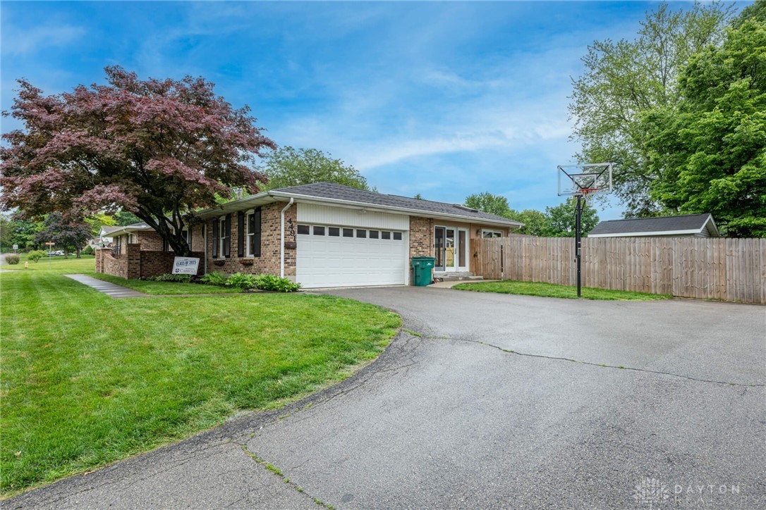 4491 Powder Horn Drive, Beavercreek, Ohio image 37