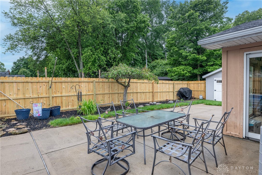 4491 Powder Horn Drive, Beavercreek, Ohio image 35
