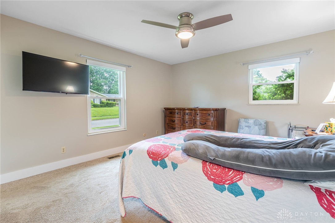 4491 Powder Horn Drive, Beavercreek, Ohio image 18