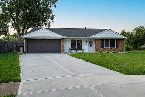 Homes For Sale - 18 Kimberly Court<br/> Germantown, OH 45327
