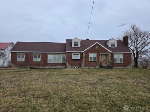 Photo of 872 N Sulphur Springs Road, West Alexandria, OH 45381 (MLS # 953334)