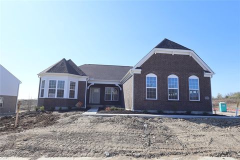 Photo of 2459 Trail View #8594, Turtlecreek Twp, OH 45036 (MLS # 954489)