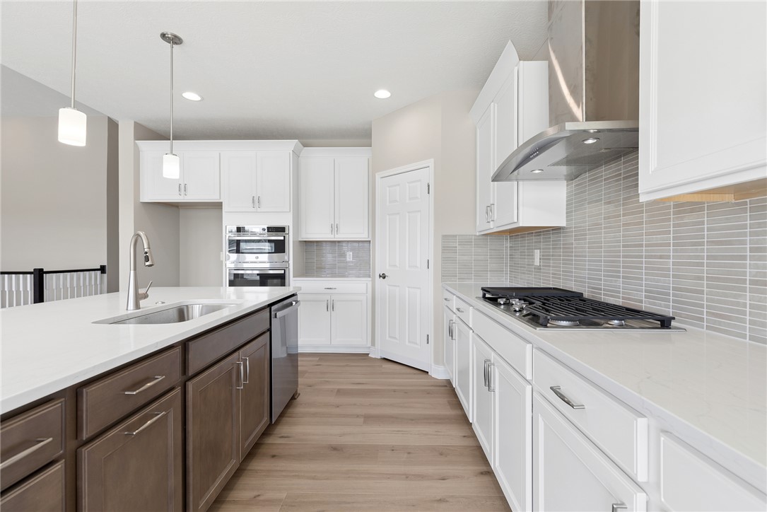 2459 Trail View 8594