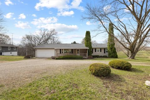 Homes For Sale - 4816 Middle Urbana Road<br/> Urbana, OH 43078