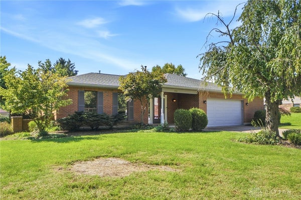 4043 SUMMERFIELD DR, BEAVERCREEK, OH 45432 - Image 1718685c3c1cc5cf1bf31178da10d708/3965134385