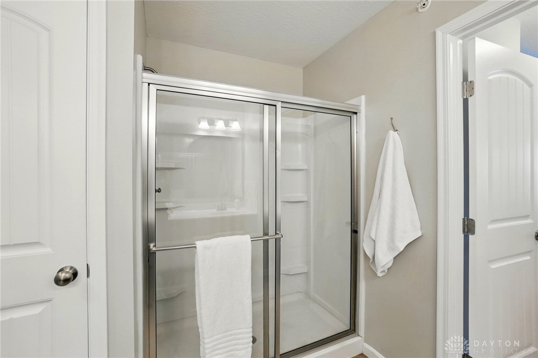 84 Waterhaven Way, Springboro, Ohio image 16