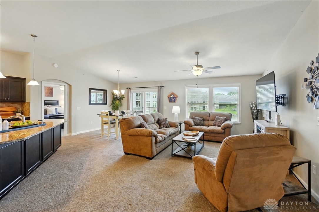84 Waterhaven Way, Springboro, Ohio image 4