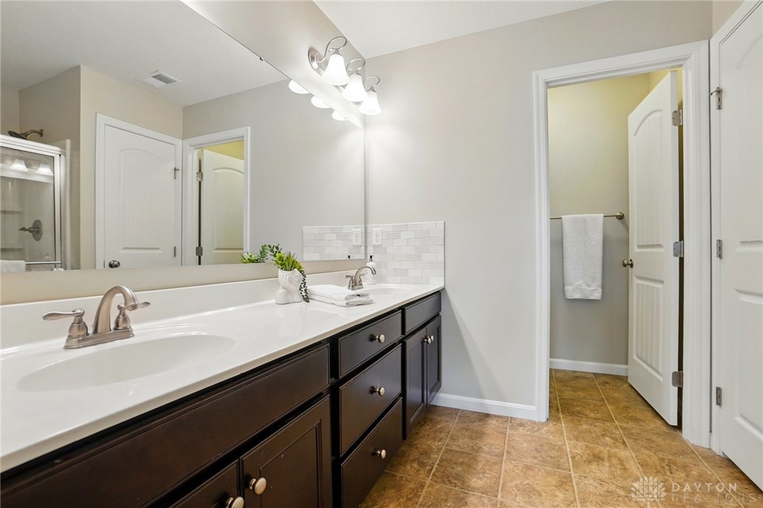 84 Waterhaven Way, Springboro, Ohio image 15