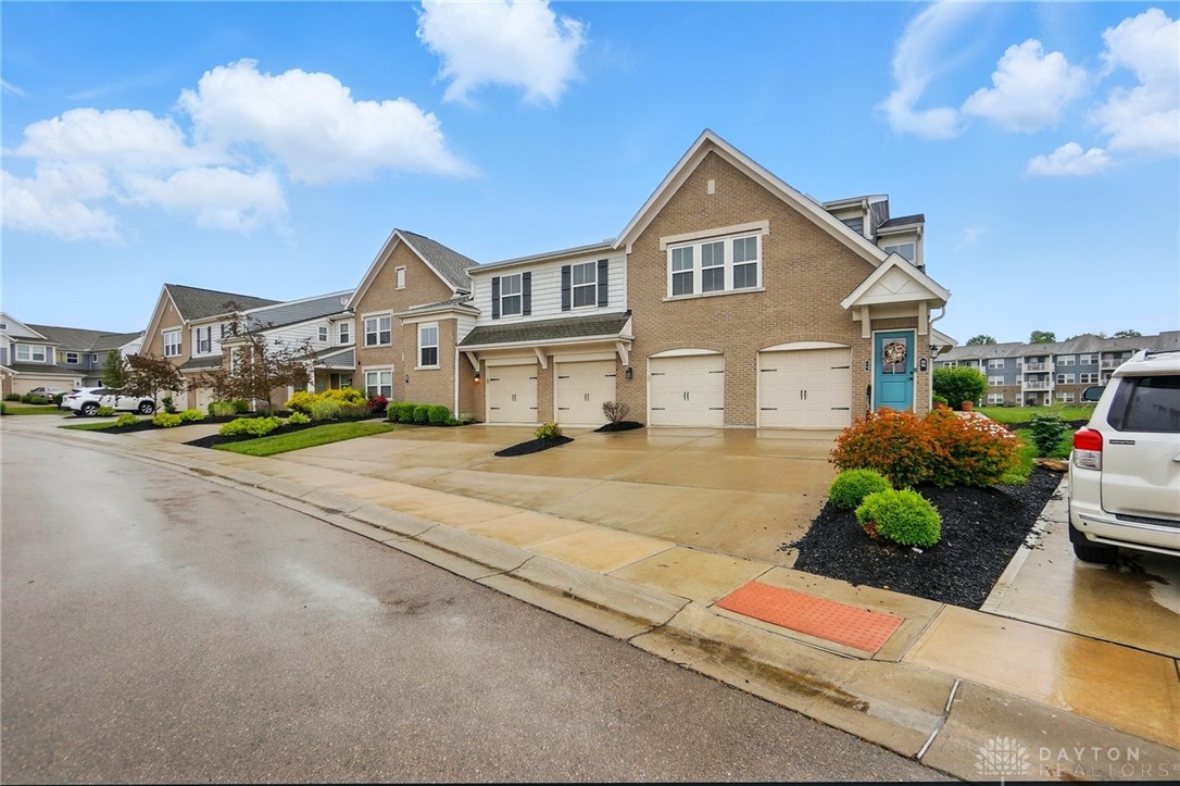 84 Waterhaven Way, Springboro, Ohio image 2