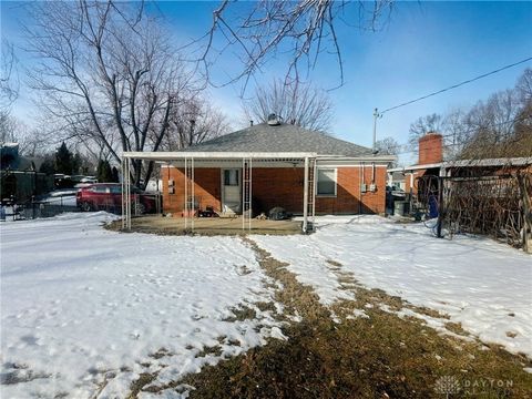 Photo of 2501 Genoa Avenue, Moraine, OH 45439 (MLS # 952116)