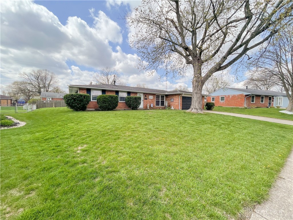 153 Hartshorn Drive, Vandalia, Ohio image 3