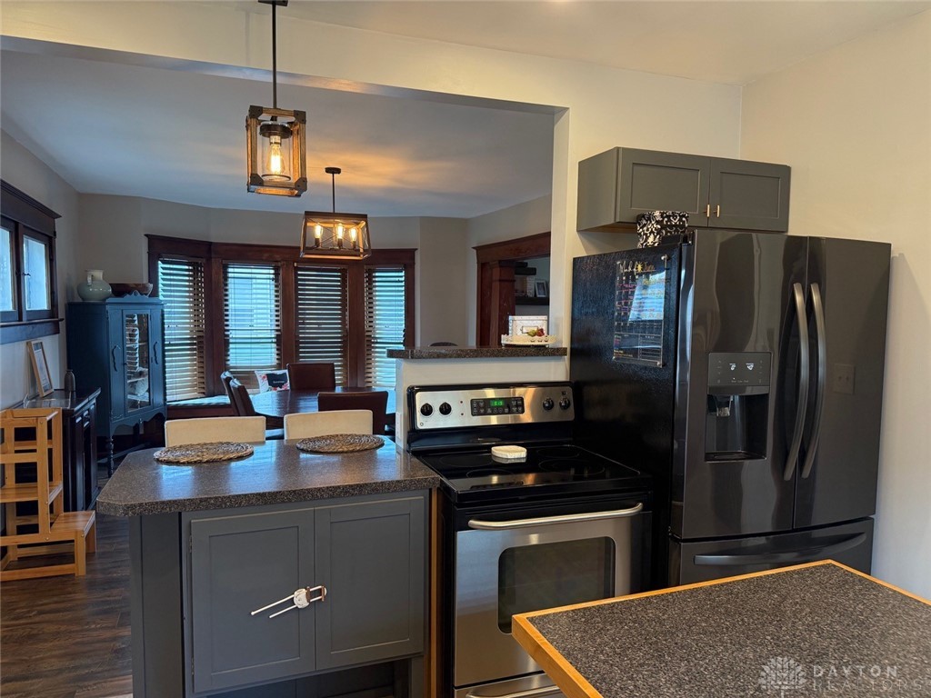 104 Floral Avenue, Springfield, Ohio image 4