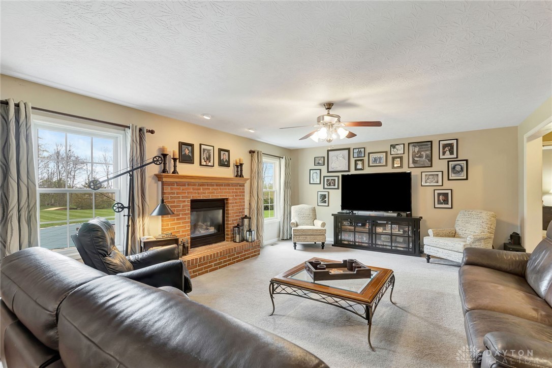2483 Emerald Way, Waynesville, Ohio image 19