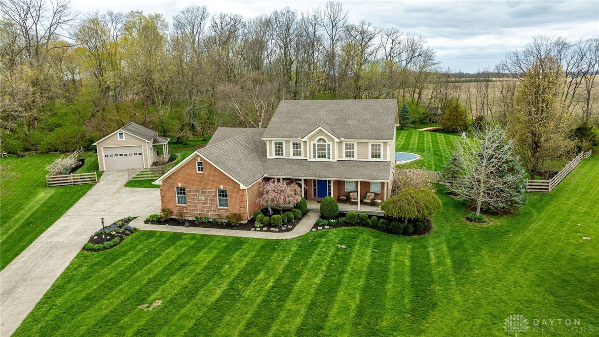 2483 Emerald Way, Waynesville, Ohio image 2