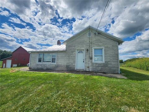 Photo of 7337 E Lock Road, Lewisburg, OH 45338 (MLS # 942179)