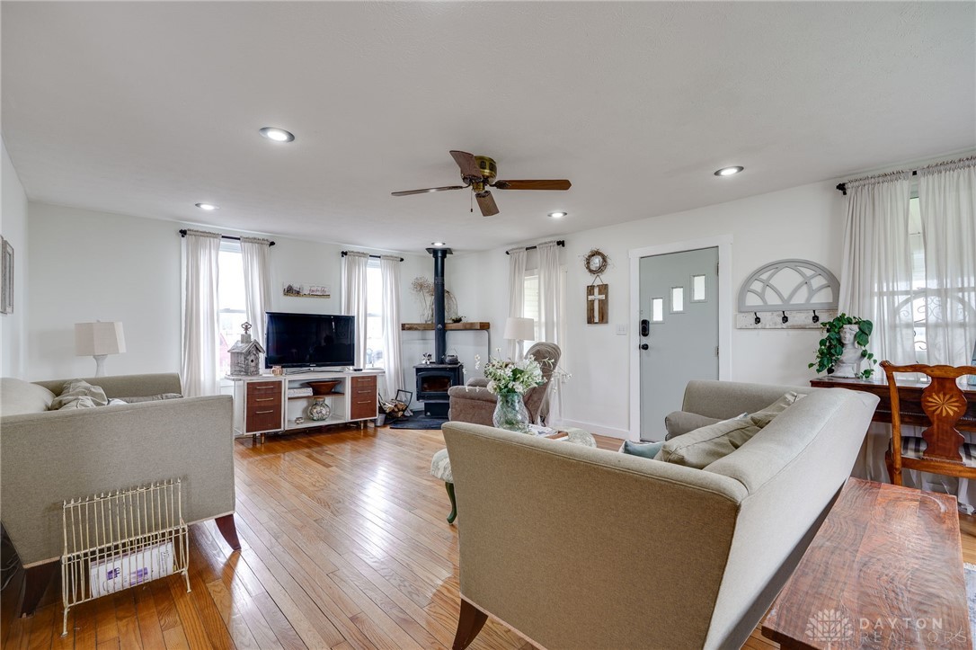 4623 Springfield Xenia Road, Springfield, Ohio image 17