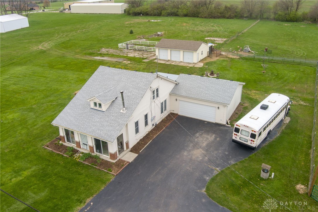 4623 Springfield Xenia Road, Springfield, Ohio image 2