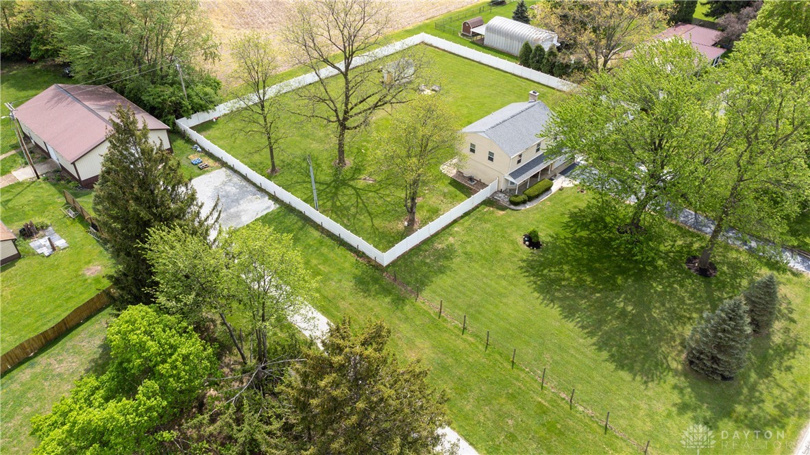 2063 Deweese Road, Troy, Ohio image 42