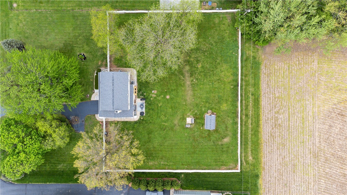 2063 Deweese Road, Troy, Ohio image 37