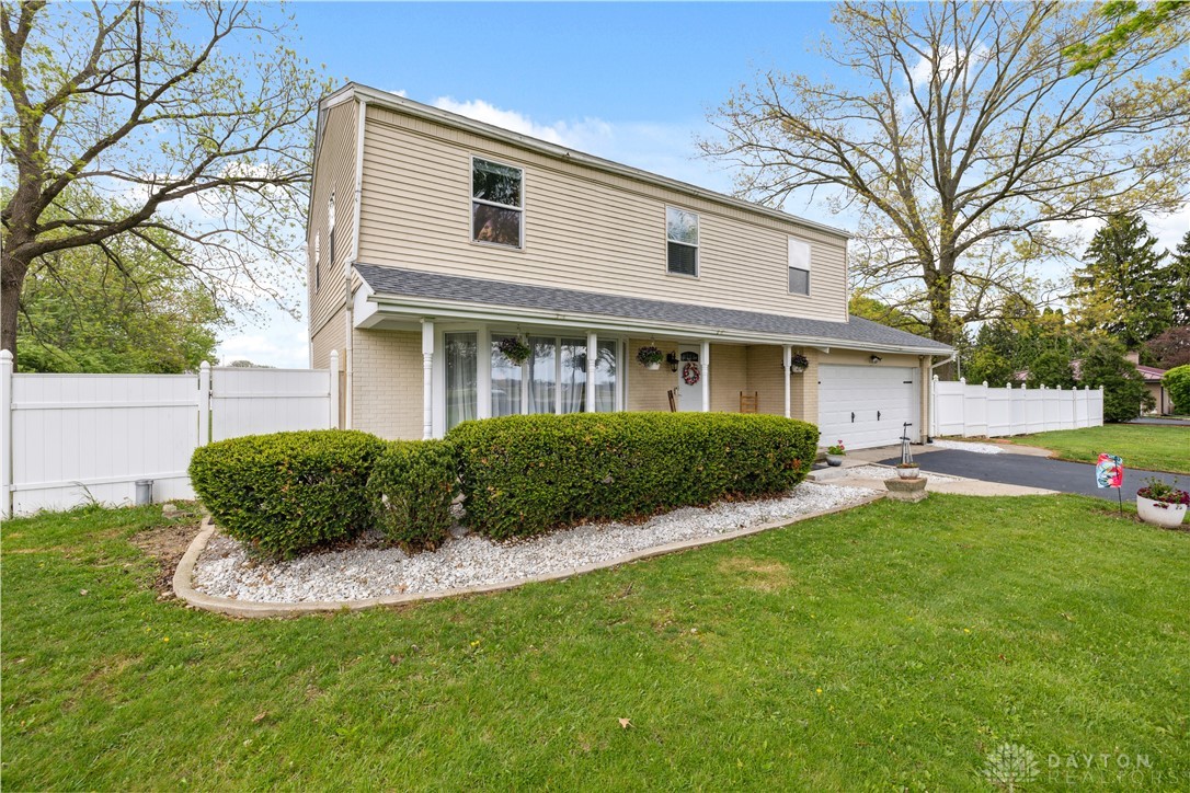 2063 Deweese Road, Troy, Ohio image 4