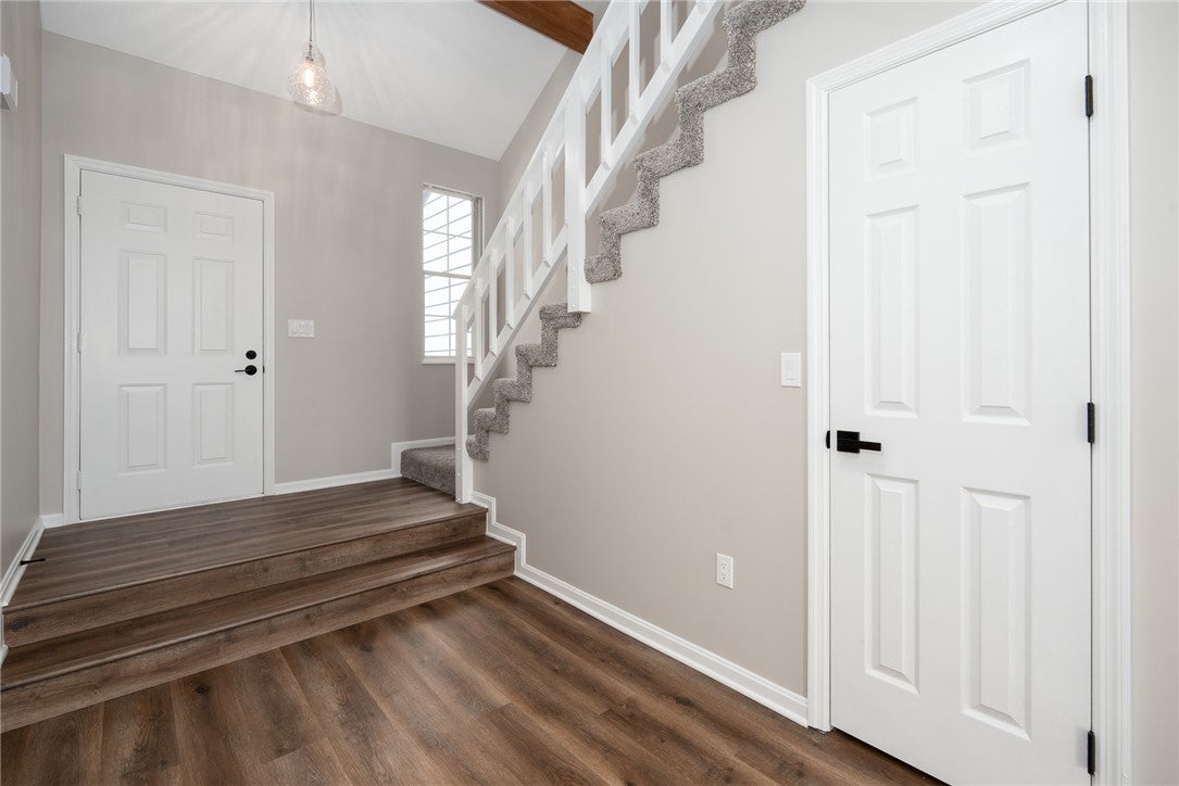 167 Queens Crossing