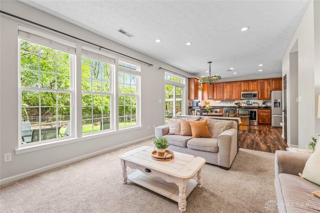 230 Stanton Drive, Springboro, Ohio image 18