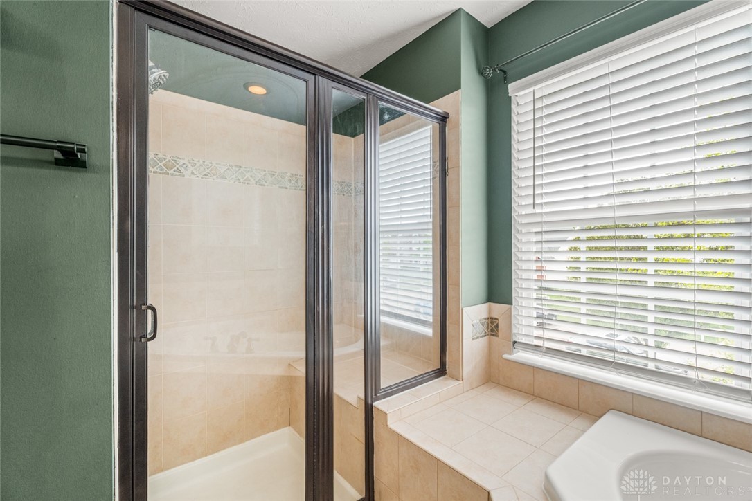 230 Stanton Drive, Springboro, Ohio image 22