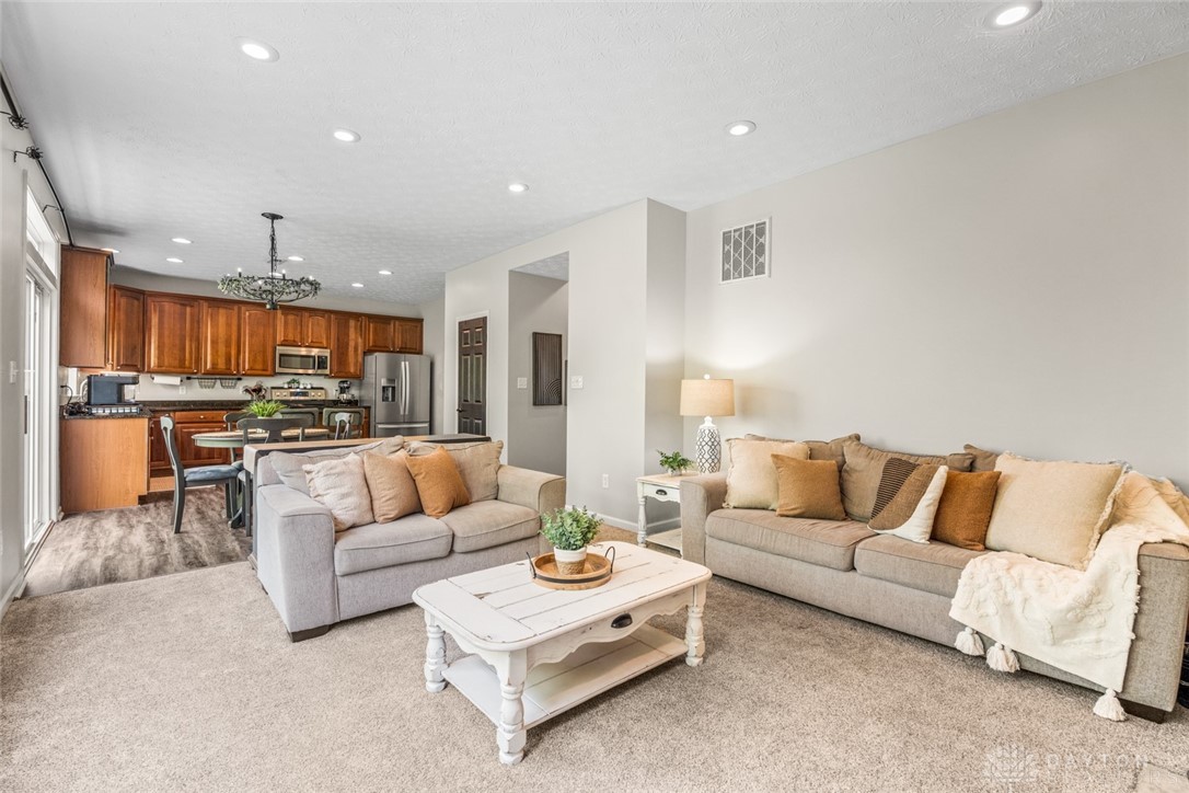 230 Stanton Drive, Springboro, Ohio image 17